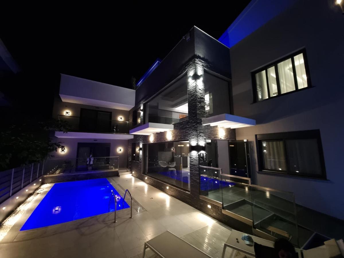 Luxsuites Ofrínion Exterior foto