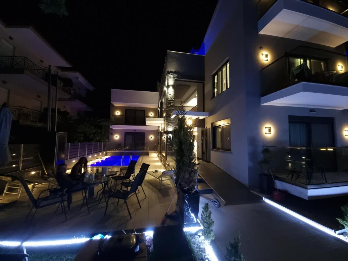 Luxsuites Ofrínion Exterior foto