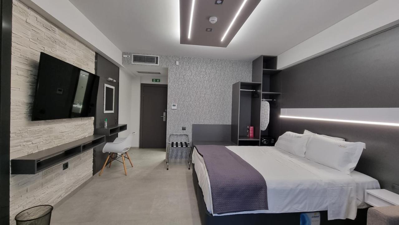 Luxsuites Ofrínion Exterior foto