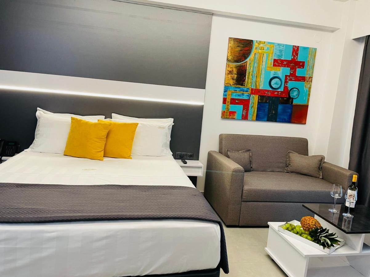 Luxsuites Ofrínion Exterior foto