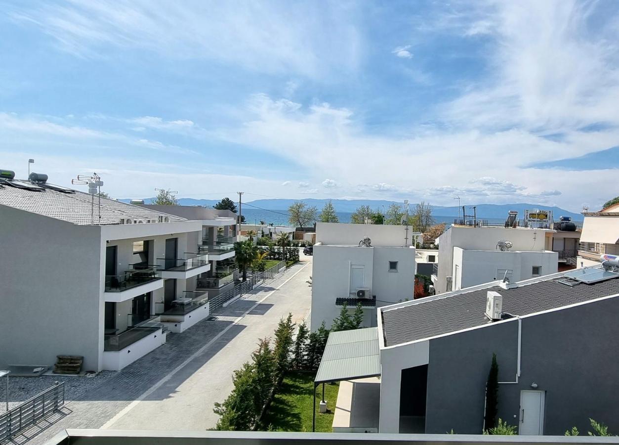 Luxsuites Ofrínion Exterior foto